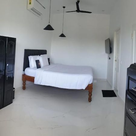 Kadal The Beach House Pondicherry Eksteriør bilde